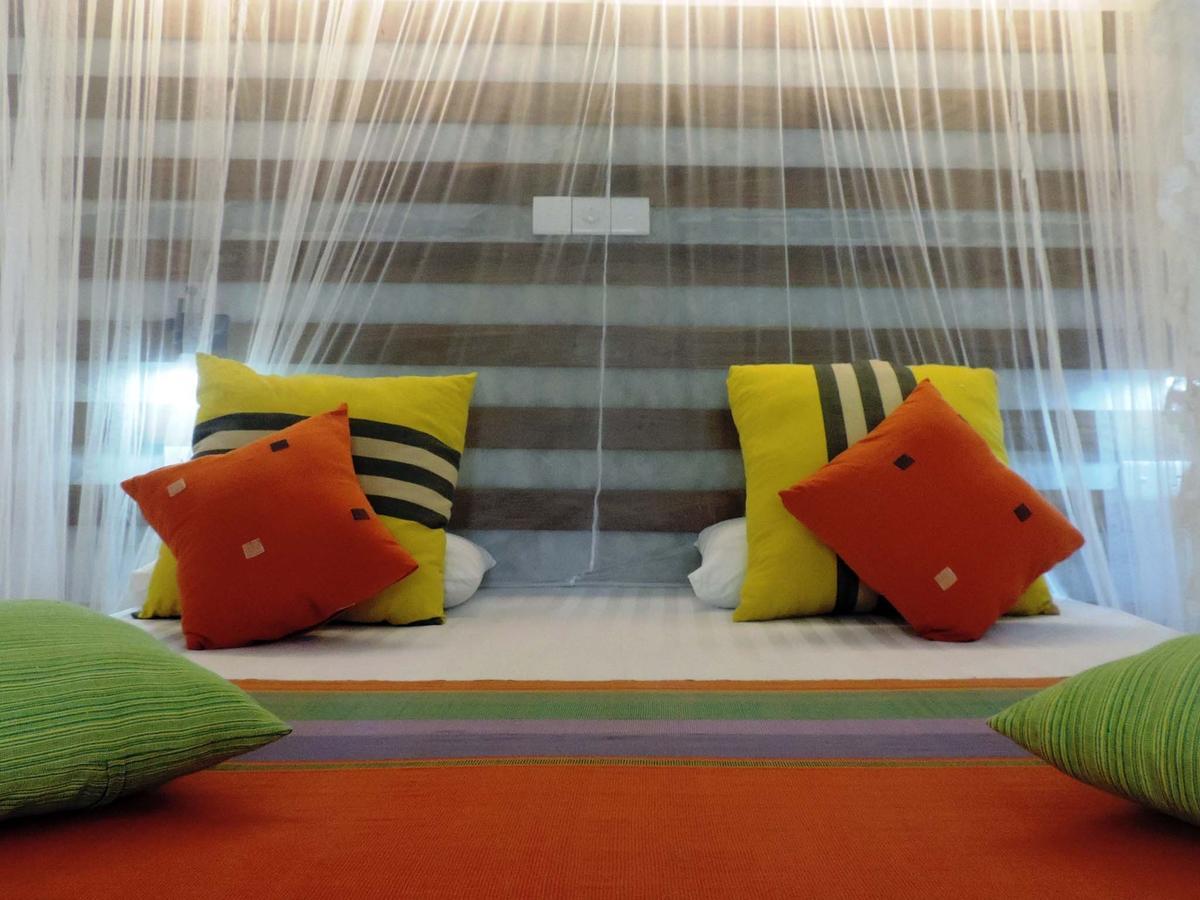 Primrose Guest House Unawatuna Buitenkant foto