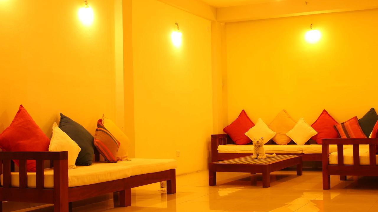 Primrose Guest House Unawatuna Buitenkant foto